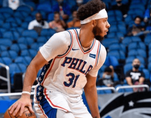 太阳VS火箭首发：杰伦-格林联手申京&阿门出战 布克&杜兰特迎敌.