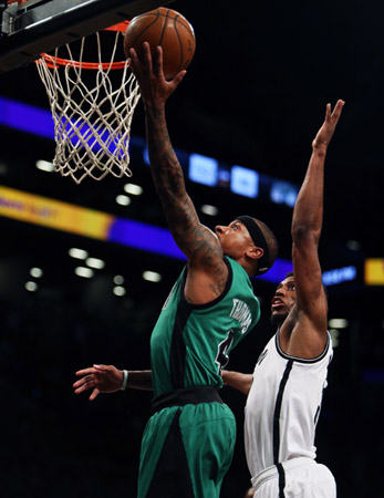 快船全队5人得分上双&终止五连败，战绩反超国王升至西部第13（快船五将得分上双止住五连败，反超国王升至西部第13）