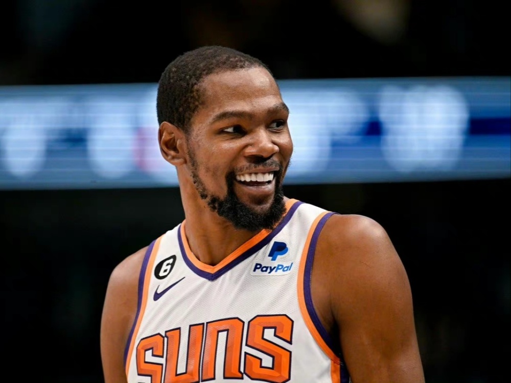 场光环下稳 场光环下稳